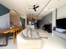 d'Nest (D18), Condominium #453628391